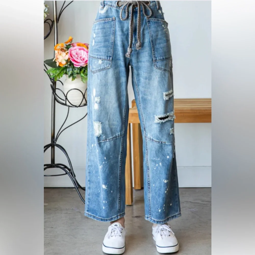 π€392 OLI & HALI 1 left β¬οΈβ¬οΈWASHED DRAWSTRING WAIST
DISTRESSED DENIM JEANS - Picture 2 of 6